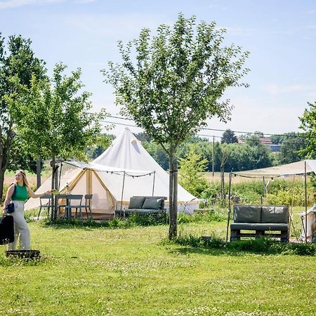Pluimpapaver Hotel & Glamping 아라쇼트 외부 사진